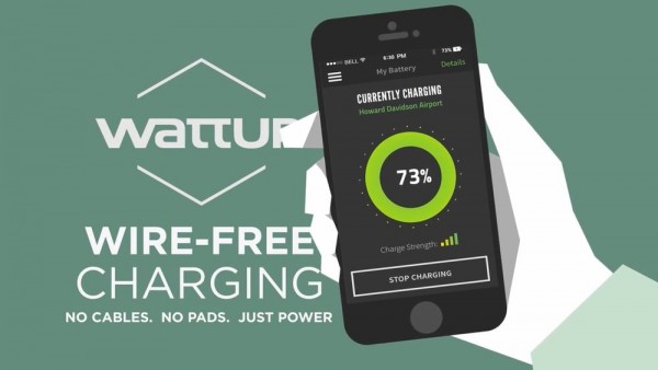 苹果透明外壳的 AirPods 和 29W 电源适配器原型曝光 苹果透明外壳的 AirPods 和 29W 电源适配器原型曝光