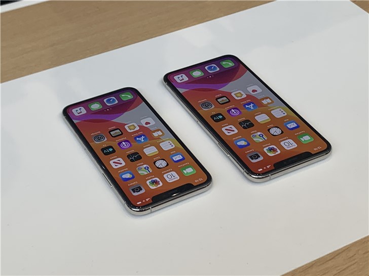 如果每年买一款新 iPhone,总共需要多少成本?