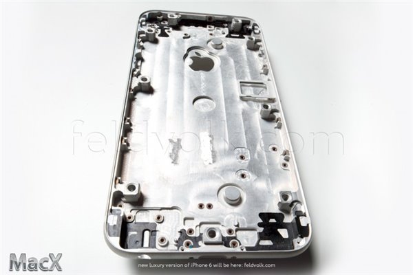 iPhone8草图曝光:4mm边框,前置3D双摄像头 iPhone8草图曝光:4mm边框,前置3D双摄像头