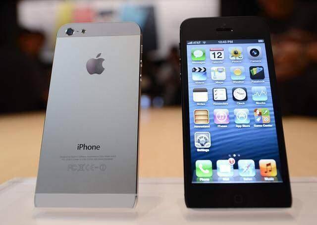 iOS 15 修改“勿扰模式”,网友吐槽“无法选择在锁定时静音” iOS 15 修改“勿扰模式”,网友吐槽“无法选择在锁定时静音”