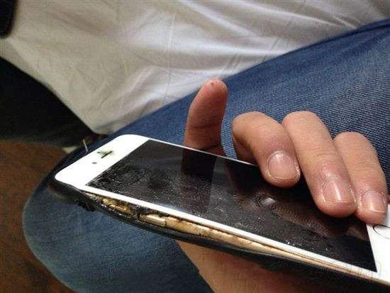 Q1美国苹果iPhone销量逆势涨16%,制霸排行榜 Q1美国苹果iPhone销量逆势涨16%,制霸排行榜