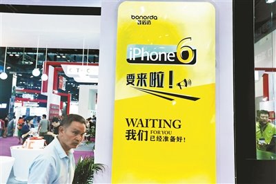 全新 Mac mini 发布:性能飞跃,售价降低 全新 Mac mini 发布:性能飞跃,售价降低