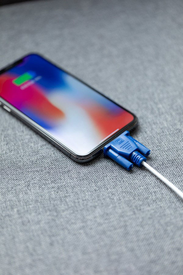 现实很残酷:三条铁证表明iPhone SE或将彻底绝版 现实很残酷:三条铁证表明iPhone SE或将彻底绝版