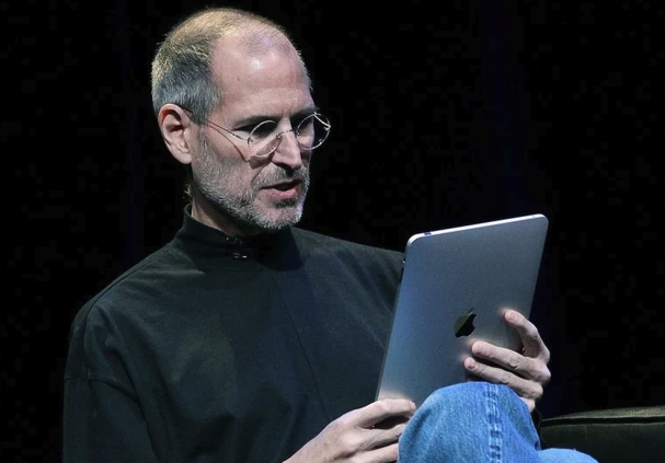 苹果 iPhone 15 Pro Max 机型预计送达日期已延长至 11 月 苹果 iPhone 15 Pro Max 机型预计送达日期已延长至 11 月