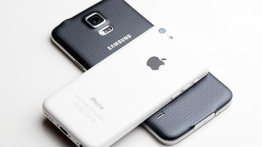 苹果 iOS 19 设计变革:应用图标更圆润、半透明玻璃质感 苹果 iOS 19 设计变革:应用图标更圆润、半透明玻璃质感