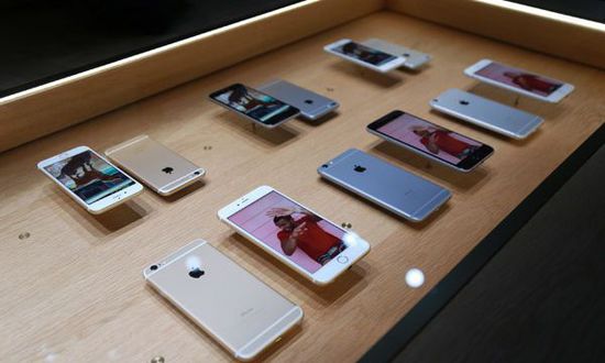 外媒分享 Powerbeats 4 上手图，售价 149 美元