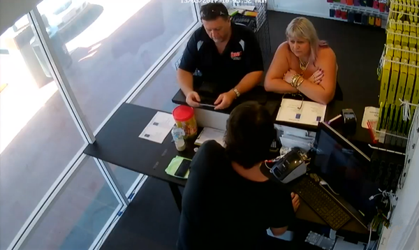 苹果在线商城启用新版设计,优化 Apple Watch 购物体验 苹果在线商城启用新版设计,优化 Apple Watch 购物体验