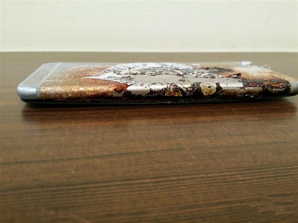 iPhone 6c已成史上绯闻最丰富的手机,没有之一 iPhone 6c已成史上绯闻最丰富的手机,没有之一