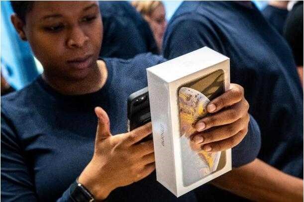 MacRumors 通过渲染图分享苹果 iPhone 设计之路:从“刘海”到“灵动岛” MacRumors 通过渲染图分享苹果 iPhone 设计之路:从“刘海”到“灵动岛”