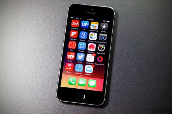 iPhone十年越狱史：玻璃屏幕和金属机身后的神奇