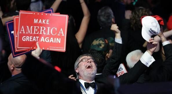 App Store上周故障令多数应用损失10%下载 App Store上周故障令多数应用损失10%下载