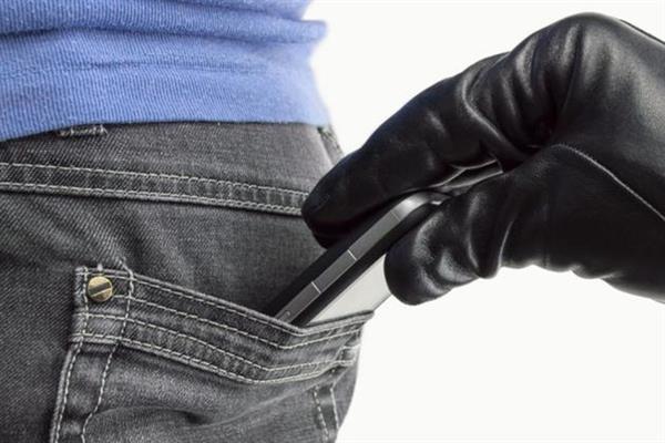 苹果 AirPower 迟迟未发布，或因商标被抢注