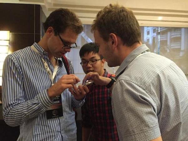 苹果申请 MacBook 相关专利:屏幕可自动调节角度以适合人眼观看 苹果申请 MacBook 相关专利:屏幕可自动调节角度以适合人眼观看