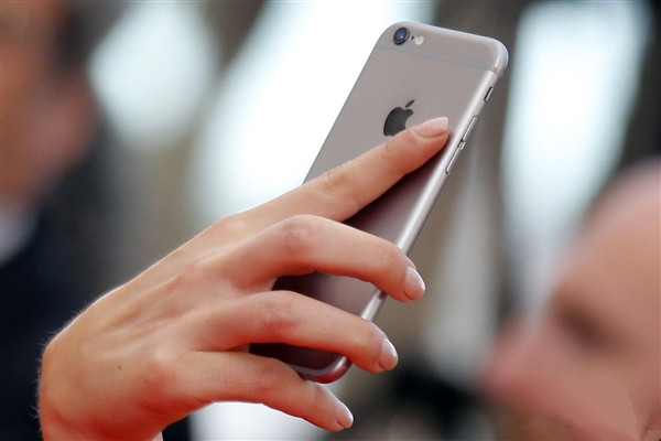 报告：二季度 iPhone 在华销量环比飙升 225%