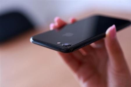 部分苹果 iOS 16.2 用户升级 HomeKit 时卡死,只能重装应用 部分苹果 iOS 16.2 用户升级 HomeKit 时卡死,只能重装应用