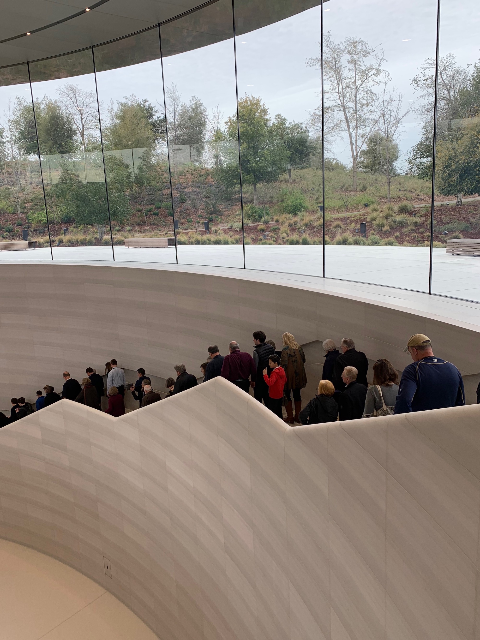 黑莓又遭抛弃,福特爱上苹果iPhone 黑莓又遭抛弃,福特爱上苹果iPhone