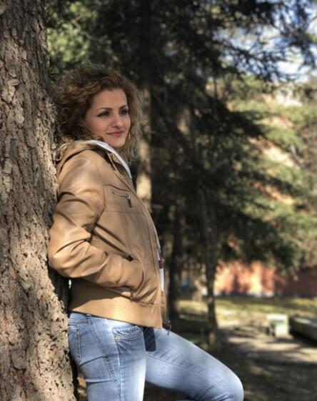 iOS 9 画中画功能,让多任务从后台解放出来 iOS 9 画中画功能,让多任务从后台解放出来