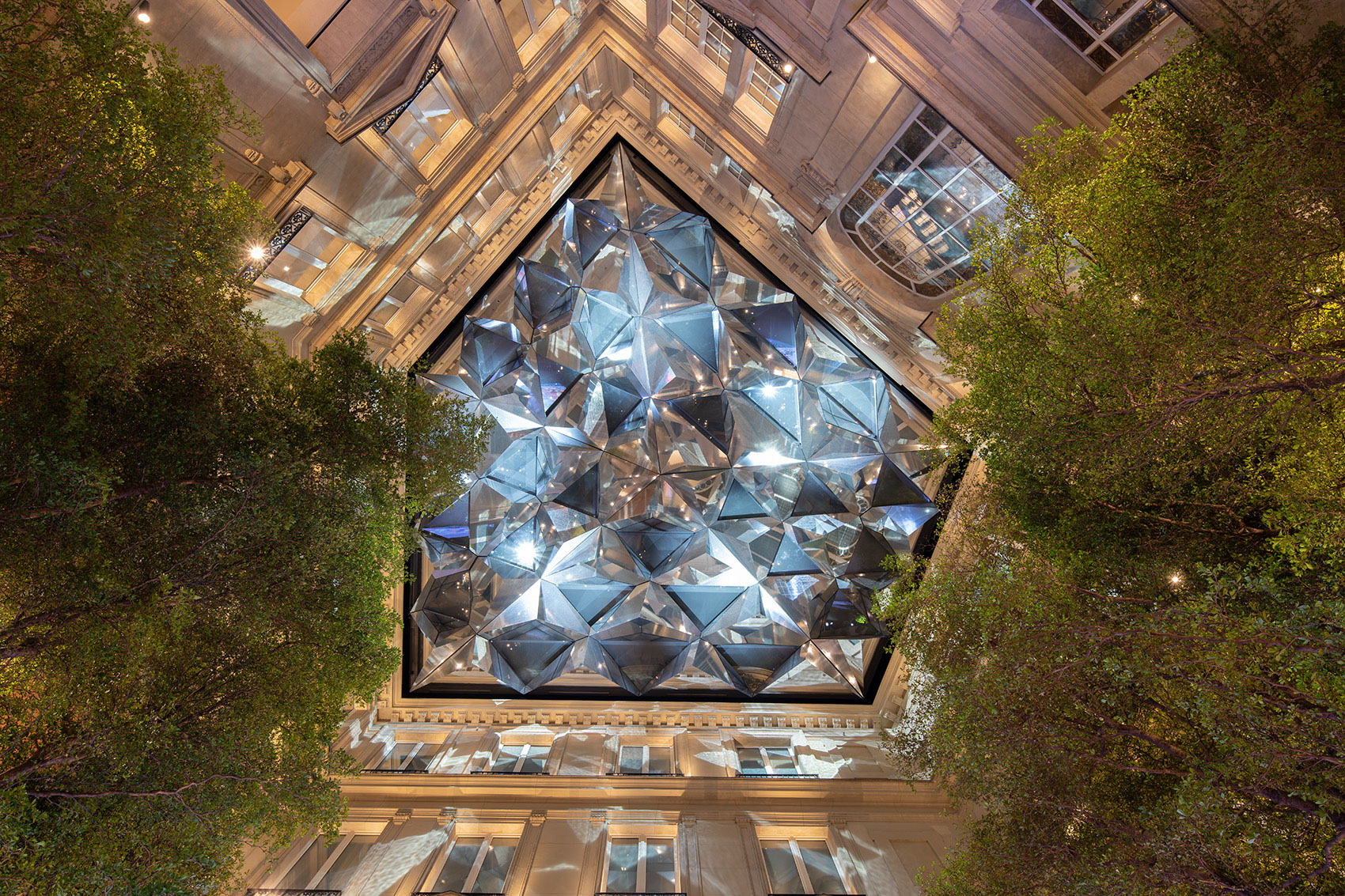 AppleTrack 分享苹果 iPhone SE 4 渲染视频:6.1 英寸屏幕,4800 万主摄 AppleTrack 分享苹果 iPhone SE 4 渲染视频:6.1 英寸屏幕,4800 万主摄