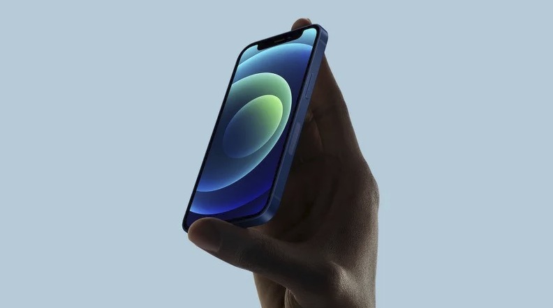 10代苹果iPhone齐入水:看看谁能扛得住 10代苹果iPhone齐入水:看看谁能扛得住