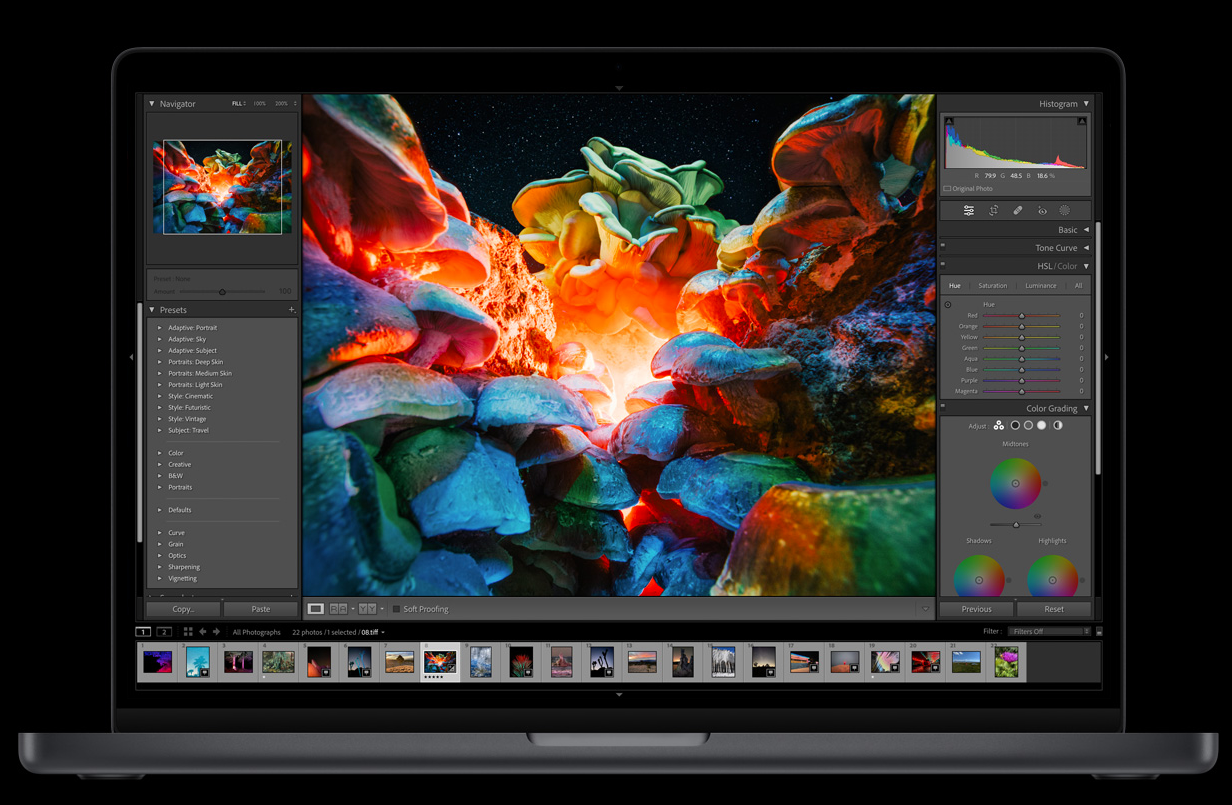 太疯癫还是看不穿?果粉已经在店前排队买iPhone了 太疯癫还是看不穿?果粉已经在店前排队买iPhone了