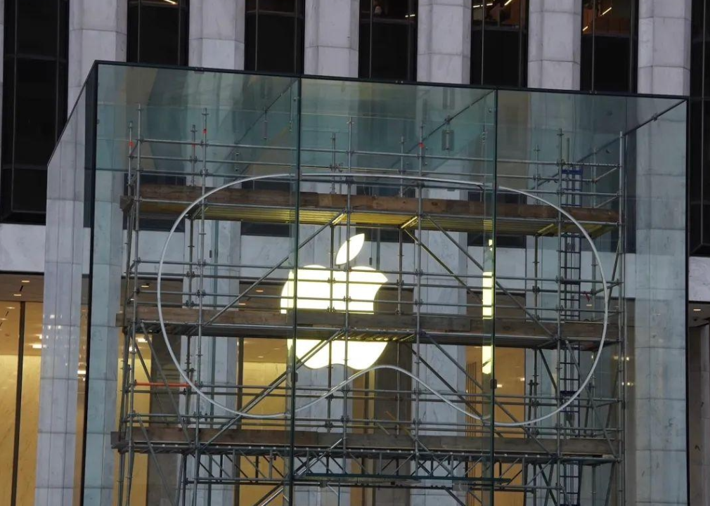 未来Apple Watch将提醒你:该擦防晒霜了 未来Apple Watch将提醒你:该擦防晒霜了