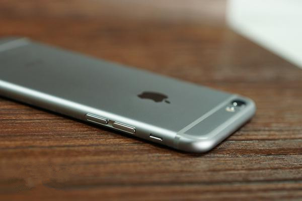 谍照曝光 iPhone 11 将弃用 Lightning 接口,全面转向 USB-C 谍照曝光 iPhone 11 将弃用 Lightning 接口,全面转向 USB-C