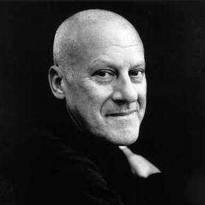 授权店维修iPhone 6 Plus：回来竟变成6