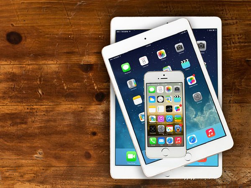 苹果是怎么沦落到追Google的步子的? 苹果是怎么沦落到追Google的步子的?