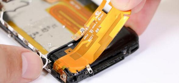 苹果iPhone更换电池涨价:涨1块 苹果iPhone更换电池涨价:涨1块