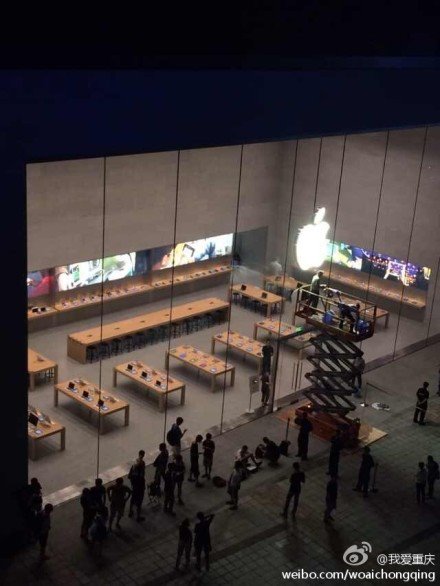 抖音搜索与苹果 Siri 达成合作,用户“动动嘴”就能搜视频! 抖音搜索与苹果 Siri 达成合作,用户“动动嘴”就能搜视频!