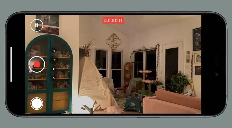 苹果iPhone6显示屏面板再度偷跑 苹果iPhone6显示屏面板再度偷跑