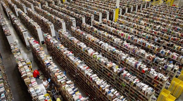 罕见的苹果 iPhone 4 原型机曝光:后盖上印有“死星”Logo 罕见的苹果 iPhone 4 原型机曝光:后盖上印有“死星”Logo