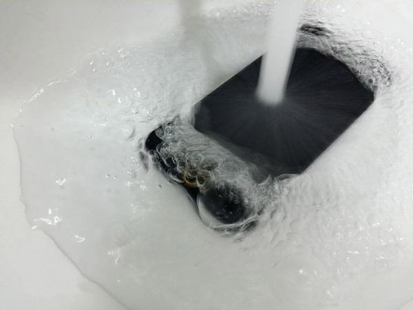 苹果中国官网上线虎年彩蛋:滑动页面有小老虎掉落 苹果中国官网上线虎年彩蛋:滑动页面有小老虎掉落