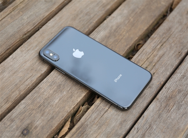 今年 3 月 iPhone 销量环比激增 416%,达约 250 万部 今年 3 月 iPhone 销量环比激增 416%,达约 250 万部