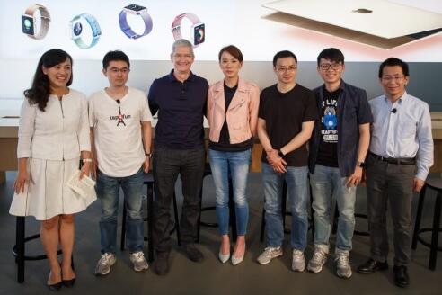 消息称苹果正开发 iPhone 16 Pro 机型：“药丸”区域缩小 50%