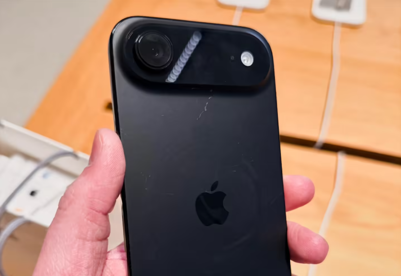 苹果iPhone十年,你猜猜维修费花了多少? 苹果iPhone十年,你猜猜维修费花了多少?