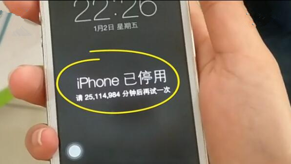 3499 元起，苹果 iPhone SE 3 正式发布：搭载 A15 芯片，支持 5G 网络，保留经典设计