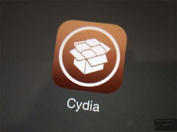 疑似苹果 iPhone 12 官方磁吸无线充电保护壳曝光 疑似苹果 iPhone 12 官方磁吸无线充电保护壳曝光